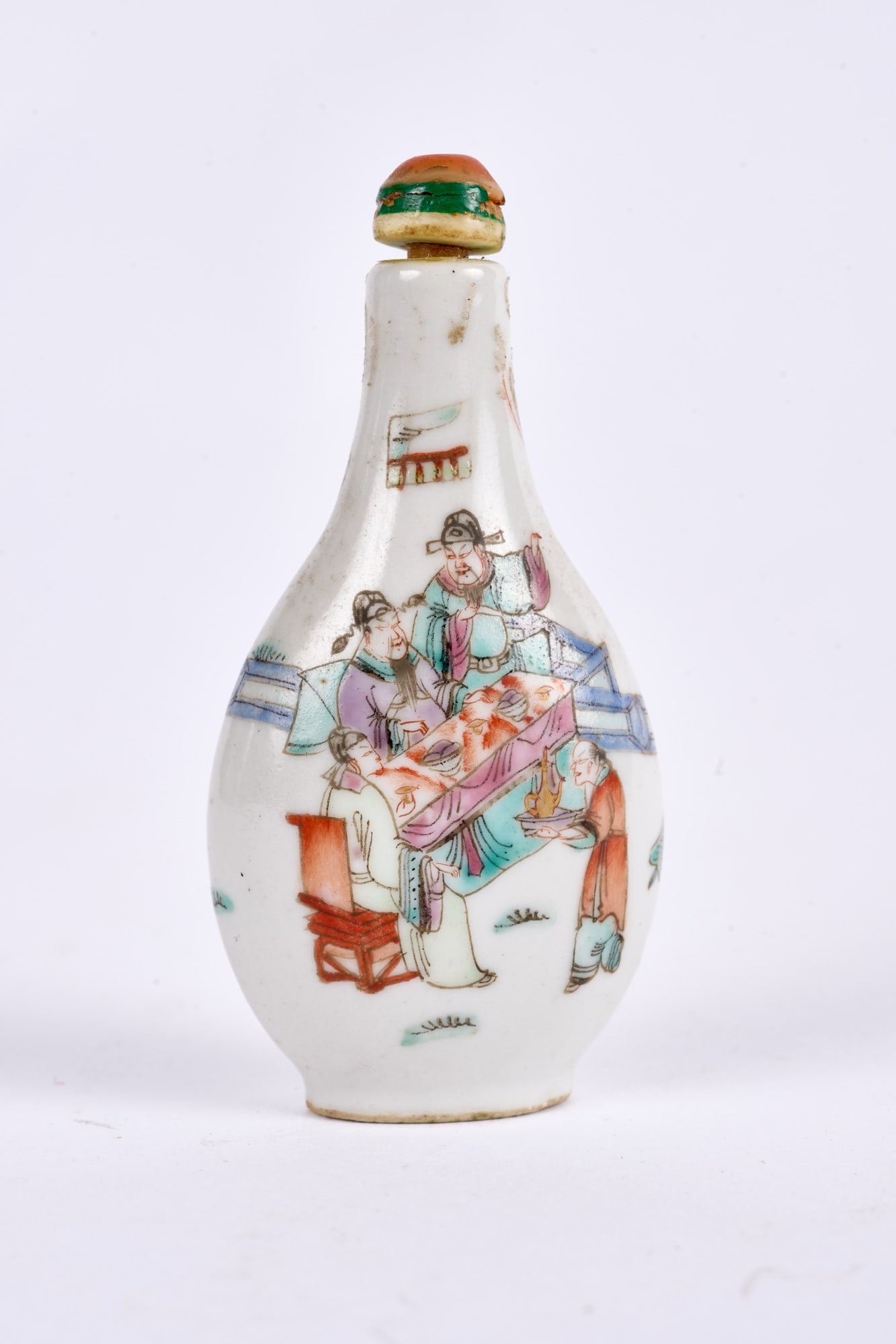 SIGNED CHINESE FAMILLE ROSE SNUFF BOTTLE (1 of 6)