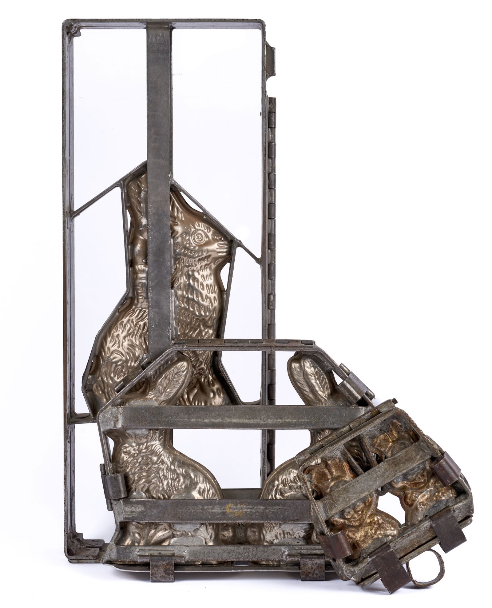 3) HINGED, CLAMPED & BANDED RABBIT CHOCOLATE MOLDS (1 of 13)