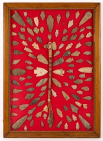 ASSEMBLAGE of NATIVE AMERICAN PROJECTILE POINTS