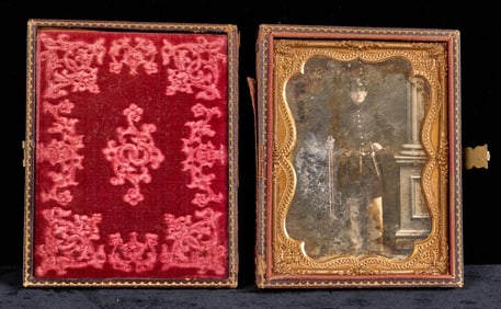 CIVIL WAR ERA DAGUERREOTYPE OF A UNION SOLDIER