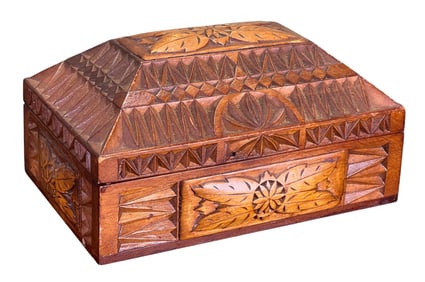(20th c) CHIP CARVED BOX