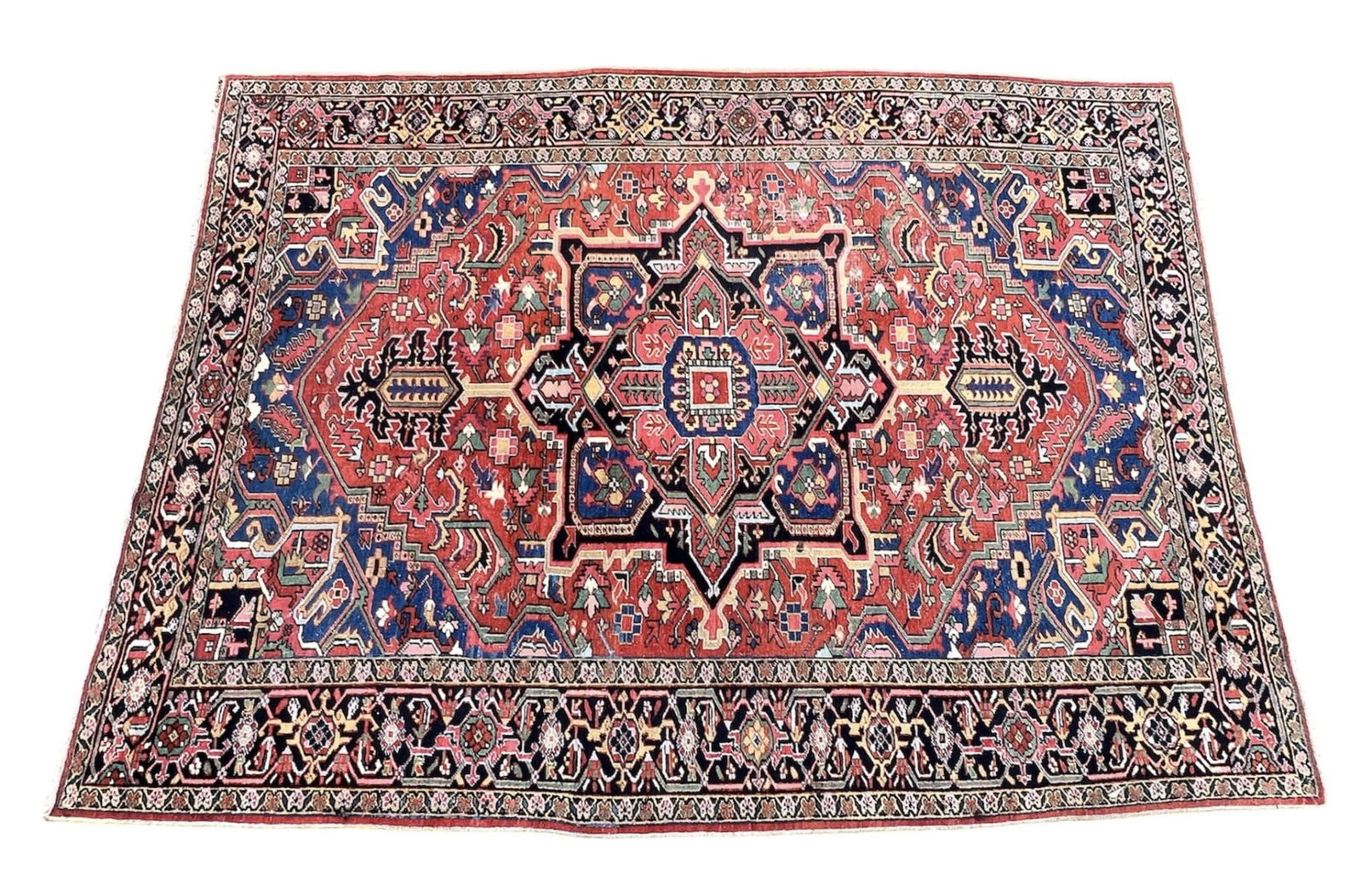 EARLY PERSIAN HERIZ ORIENTAL CARPET (1 of 1)