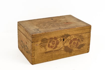 (19th c) STENCILED PINE BOX with HINGED LID