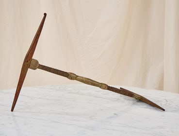 (19th c) POLYCHROME PAINTED KNITTY-KNOTTY