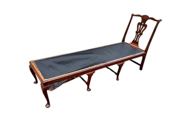 (18th c) QUEEN ANNE CHIPPENDALE MAHOGANY DAYBED
