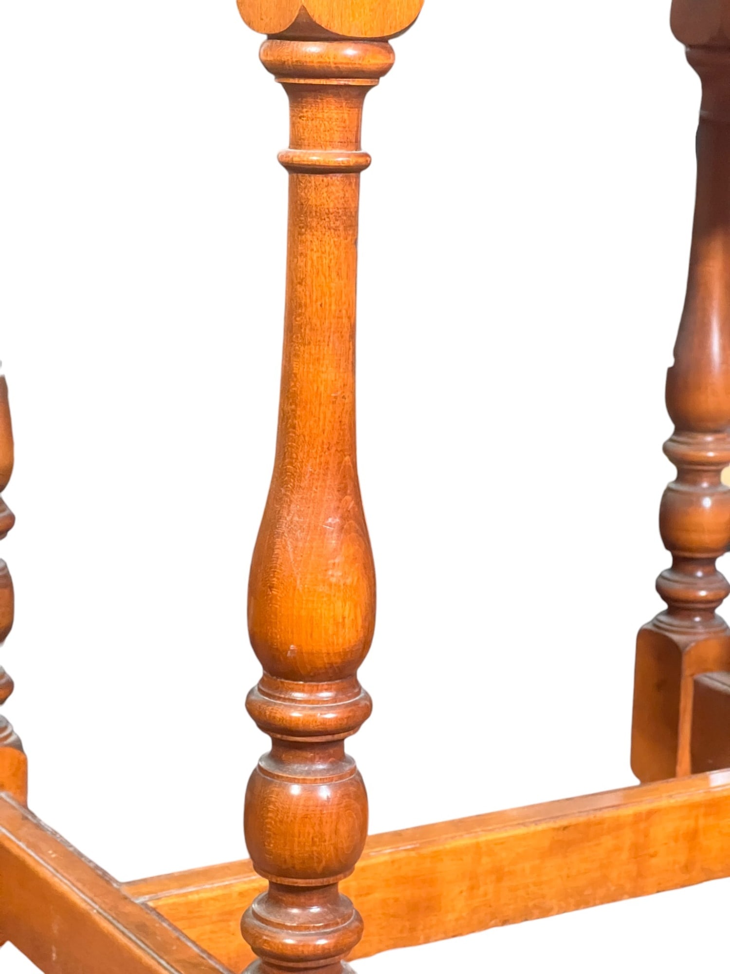 WALLACE NUTTING BLOCK SIGNED TAVERN TABLE - 3