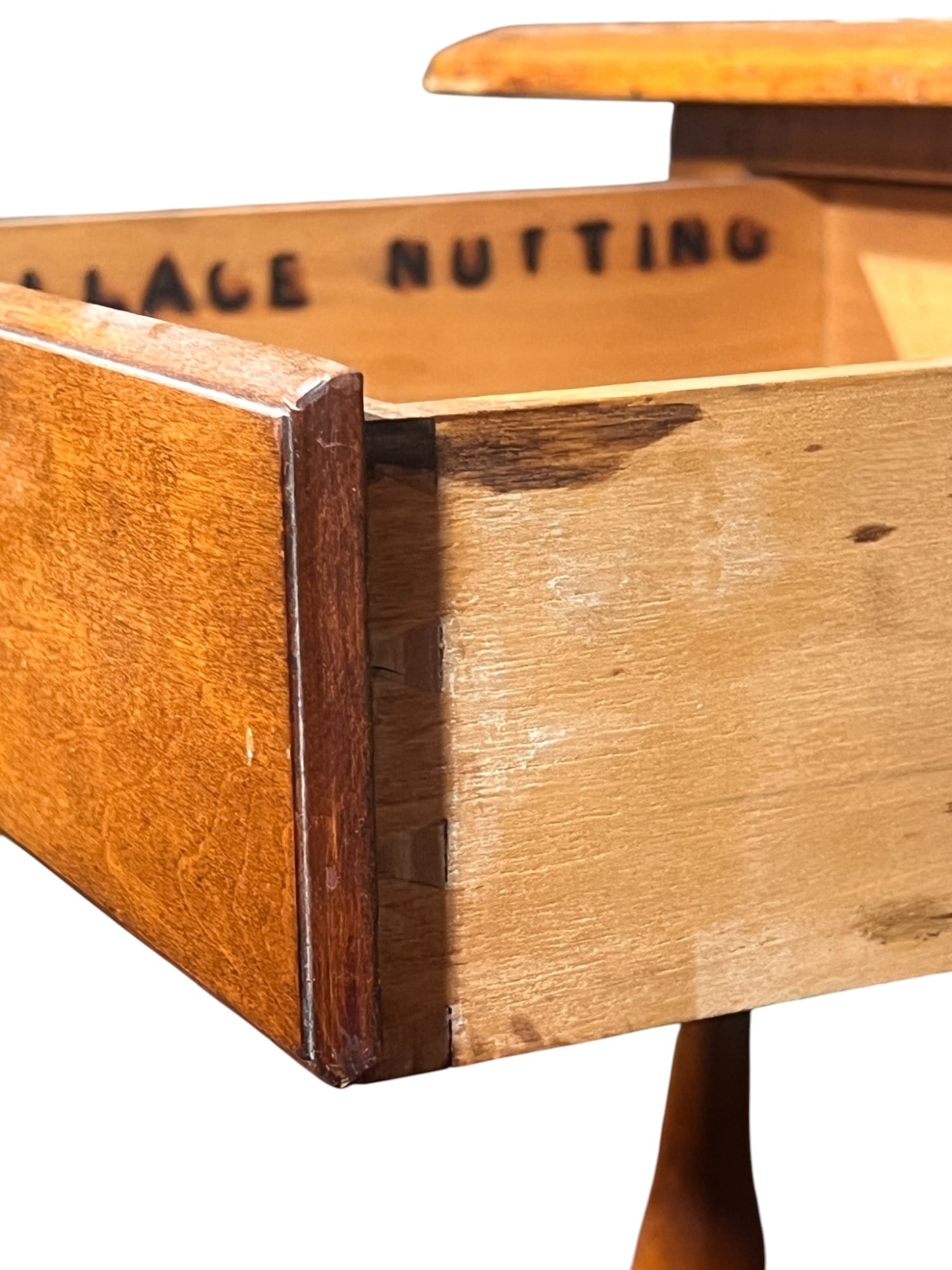 WALLACE NUTTING BLOCK SIGNED TAVERN TABLE - 7