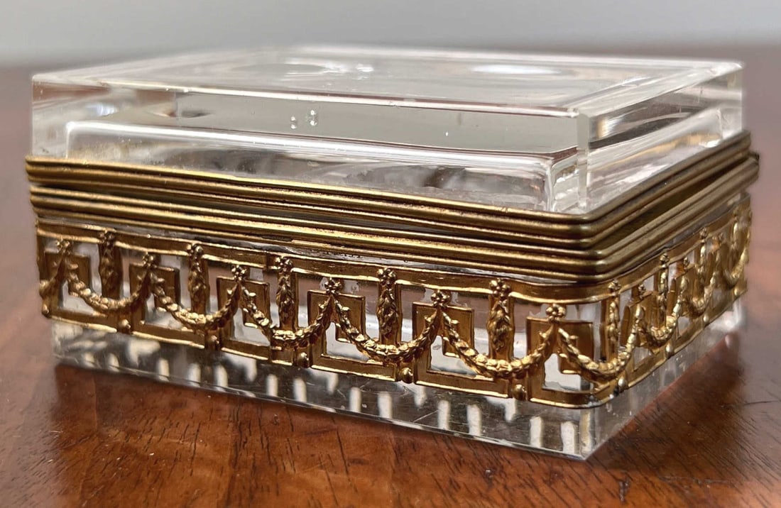 (19th c) ROCK CRYSTAL STAMP BOX w/ BRASS MOUNTS: 1 1/2" x 3" x 2"
