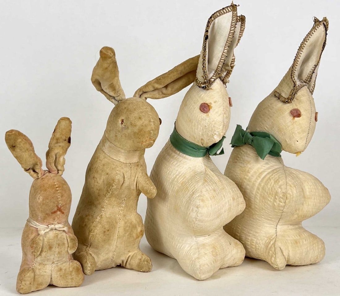 (4) EARLY (20th c) FOLK ART RABBITS (1 of 12)