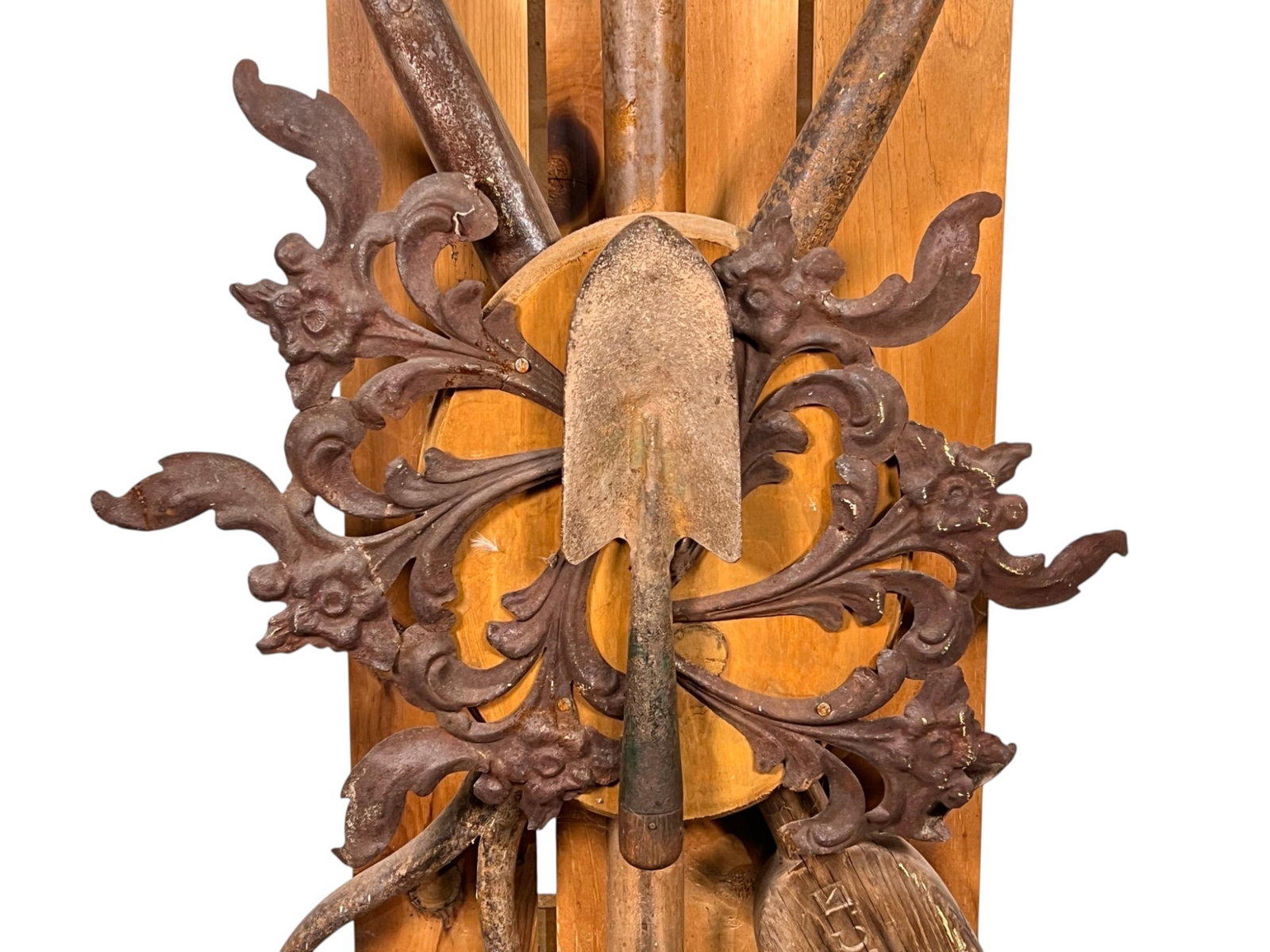 VINTAGE RUSTIC ART WALL HANGING - 3