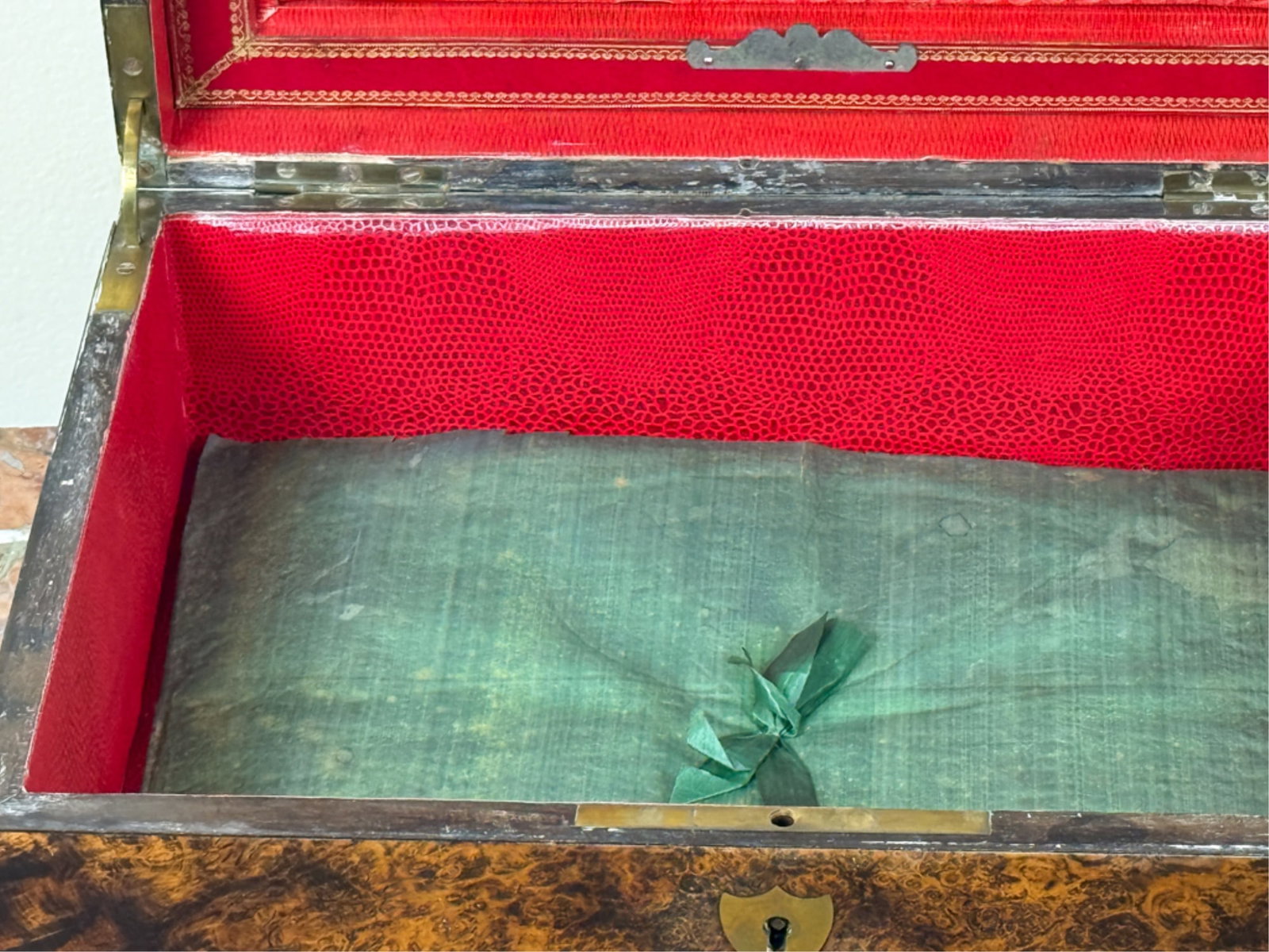 (19thc) BURLWOOD DOCUMENT BOX - 7