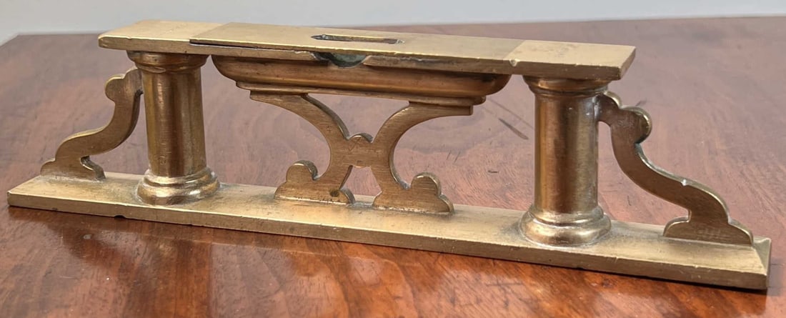 EXCEPTIONAL E.A. HOWE BRASS DOUBLE LEVEL (1 of 8)