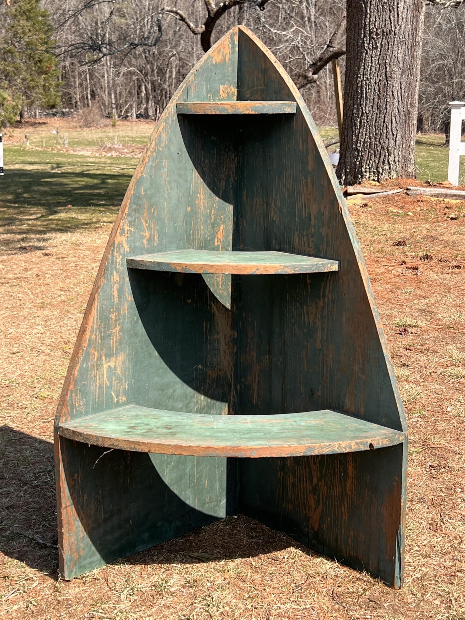(3) TIER CORNER COUNTRY PLANT STAND IN OLD PAINT (1 of 8)