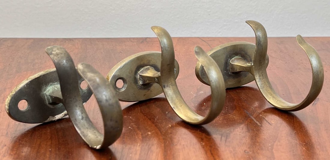 (3) EARLY BRASS JAMB HOOKS: 3 1/2" long