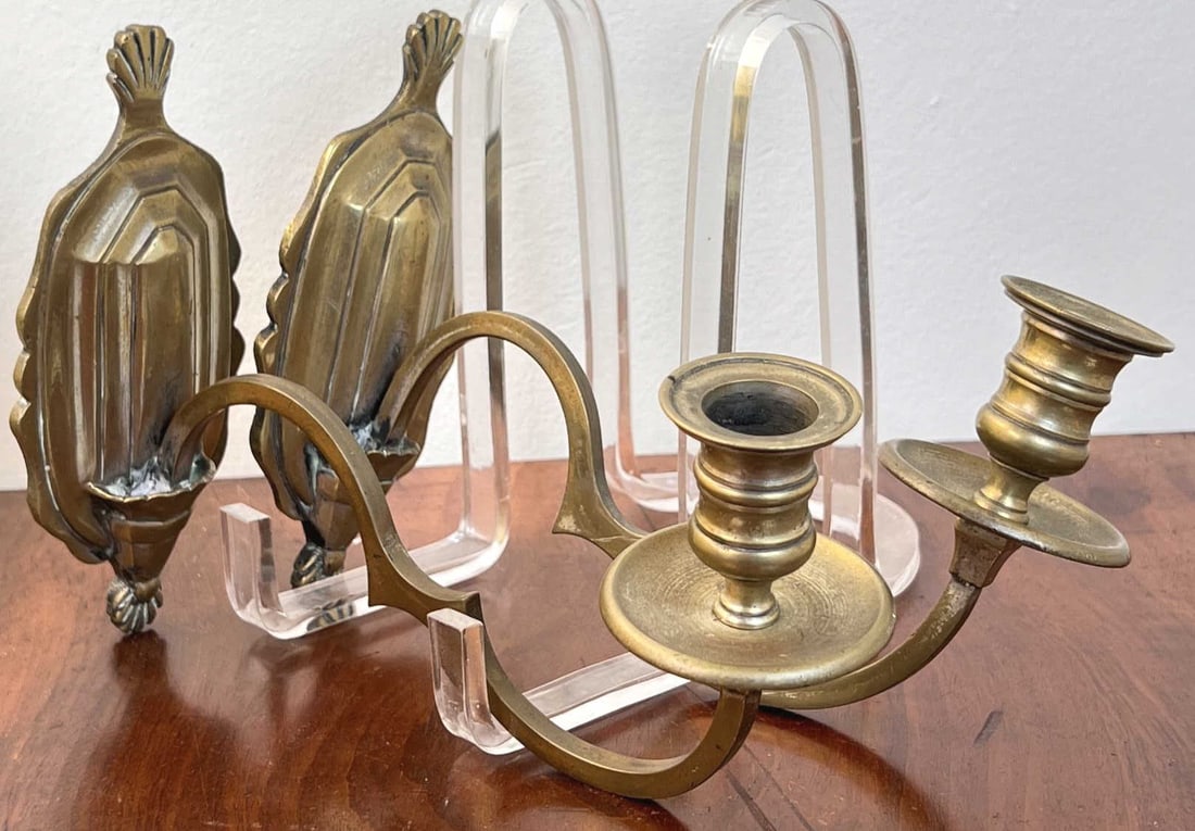 PAIR OF (19th c) BRASS WALL SCONCES: 8" long