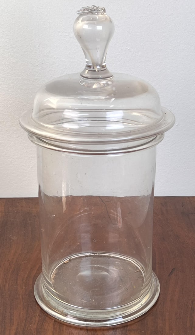 (19th c) BLOWN GLASS COVERED STORAGE JAR: 11" total height