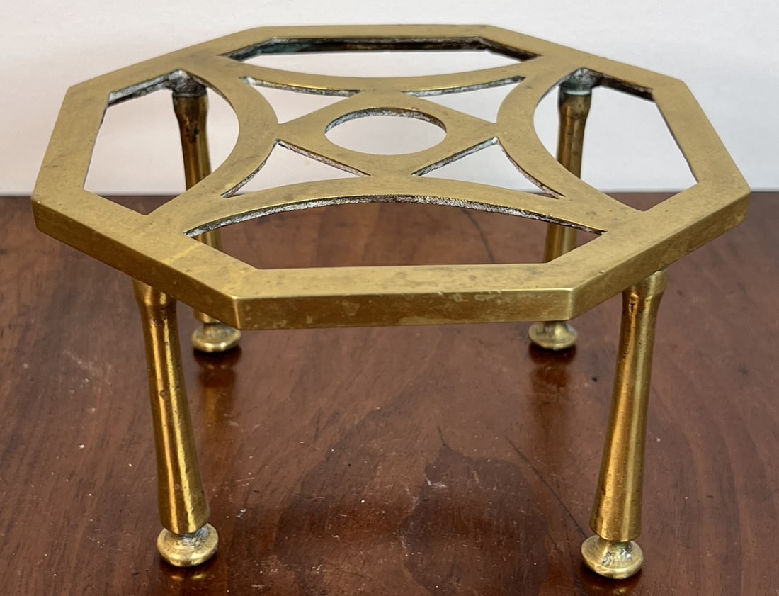 (19thc) BRASS POT TRIVET (1 of 5)