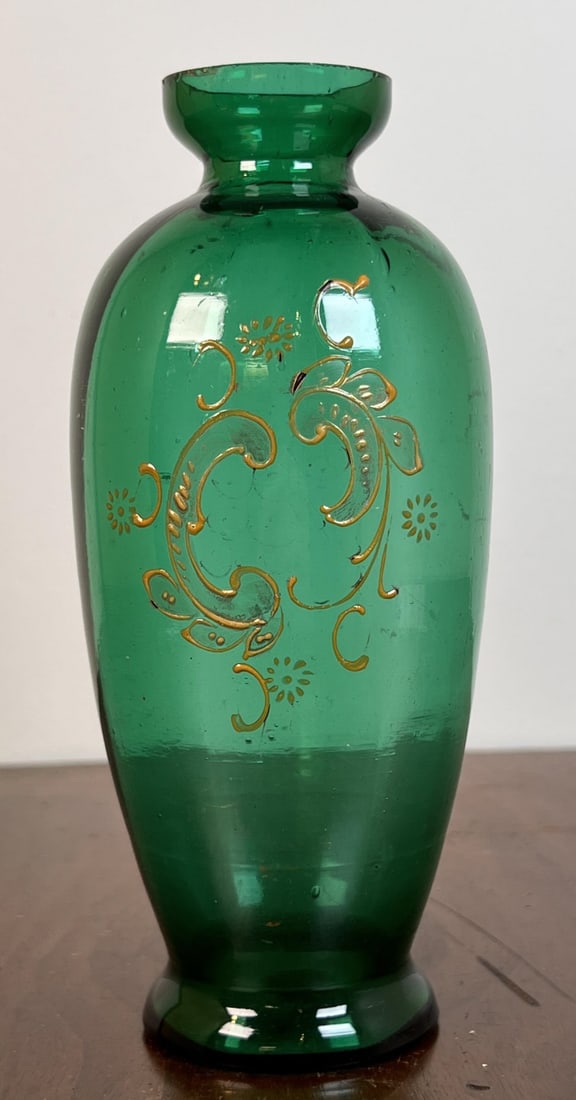 VICTORIAN HAND PAINTED BLOWN GLASS VASE (1 of 7)