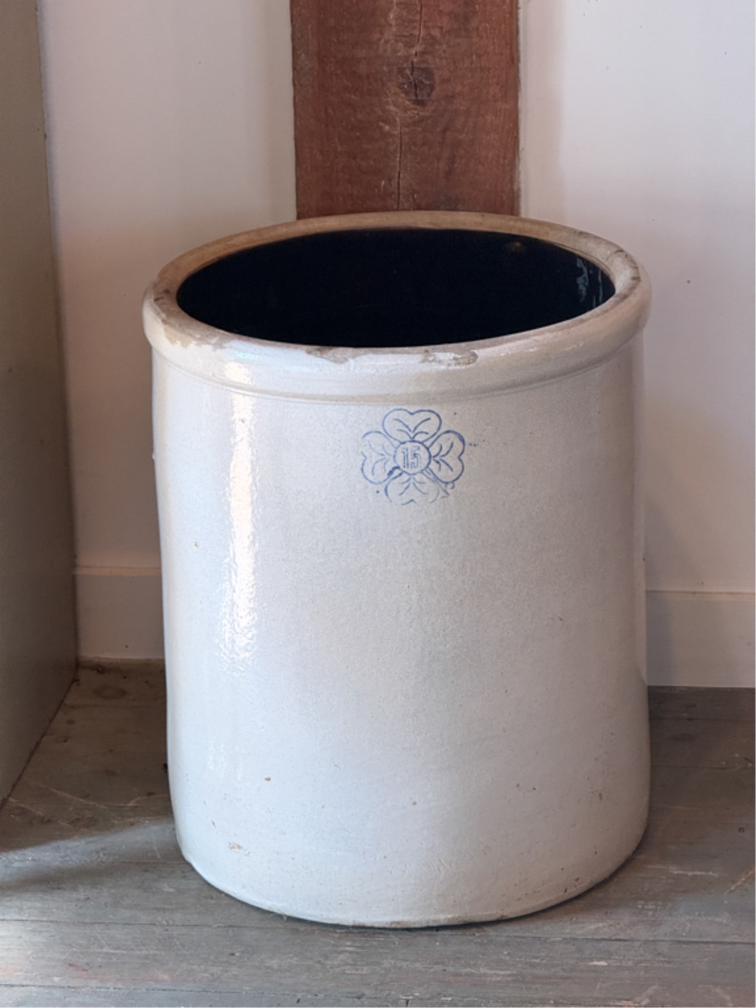 ALABAMA MILLER (15) GALLON STONEWARE CROC (1 of 4)