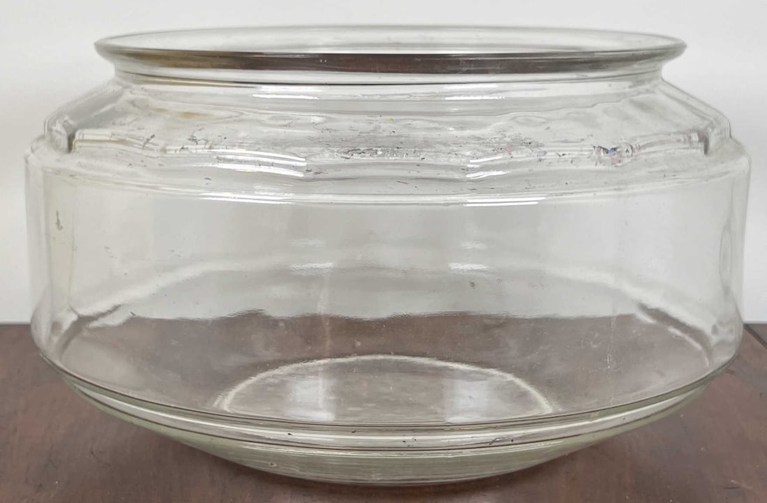 VINTAGE MOLDED GLASS FISH BOWL (1 of 5)