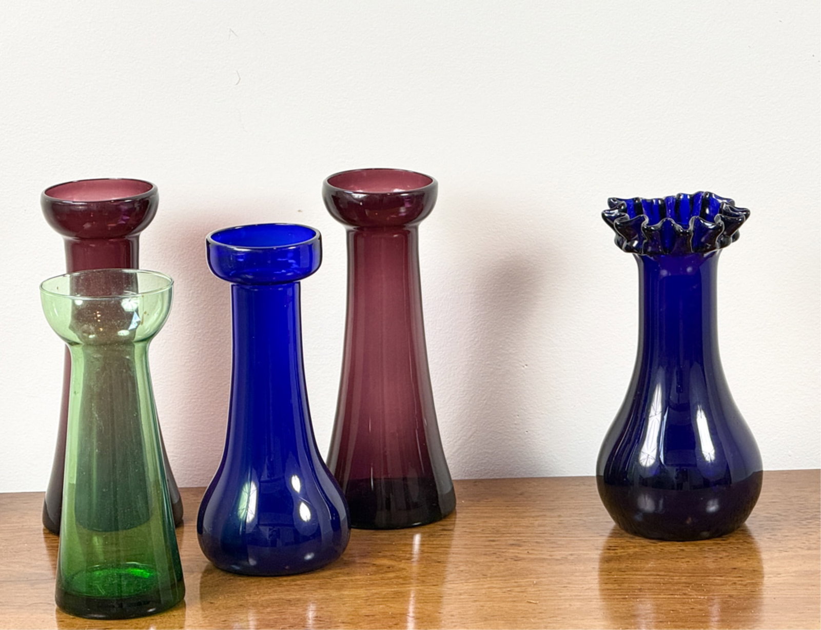 (19thc) MOLDED COBALT HYACINTH VASE & (4) OTHERS: Molded example measures 8 inches.
