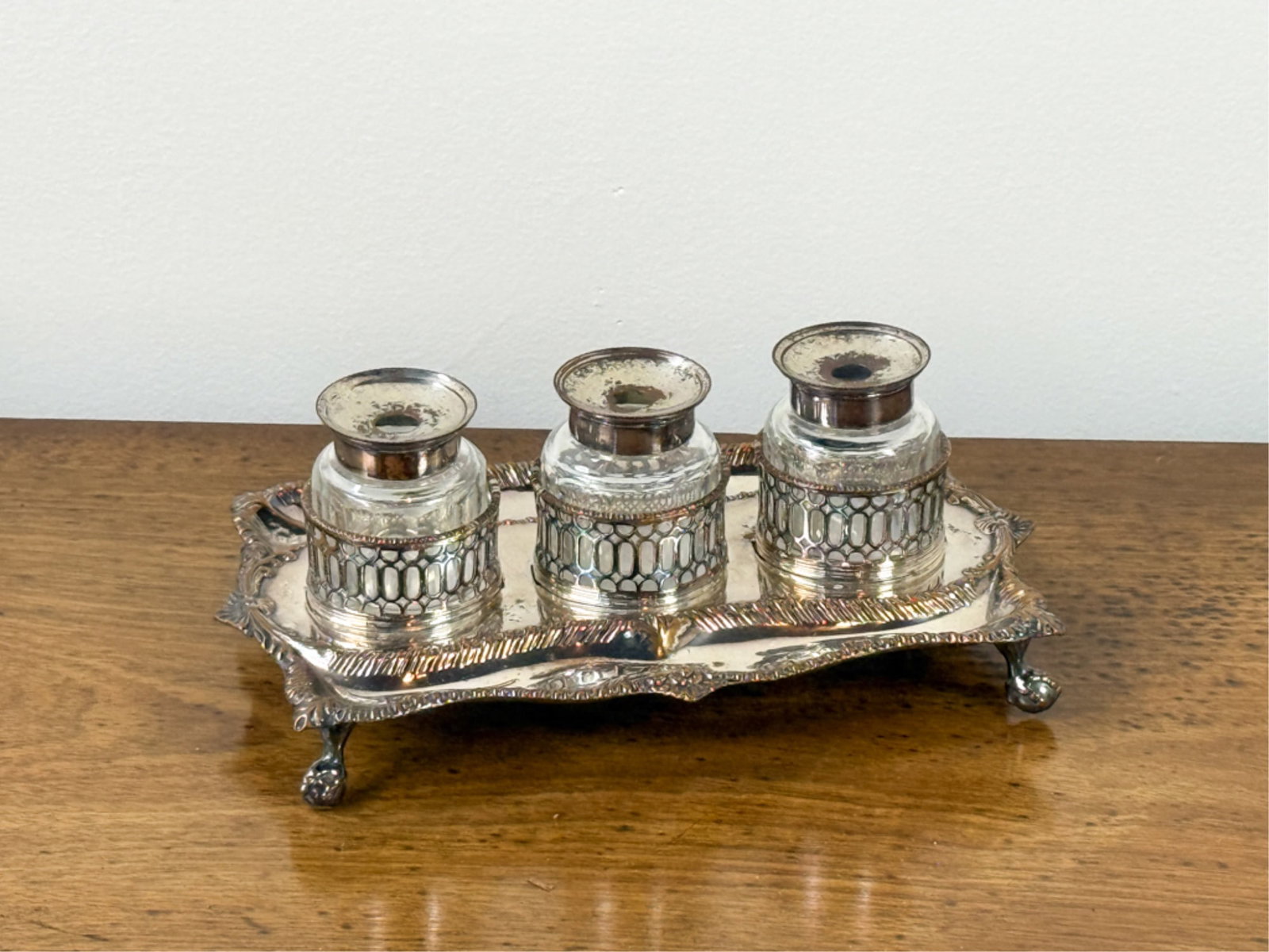 (18thc) SILVER PLATED INK WELL: Finely cast. 9 inches.