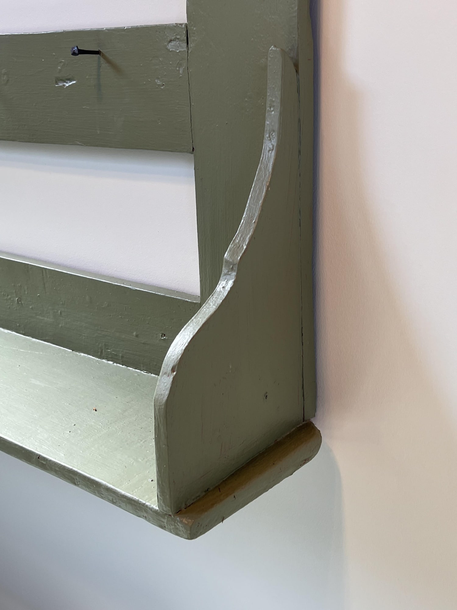 PAINTED HANGING WALL SHELF - 4