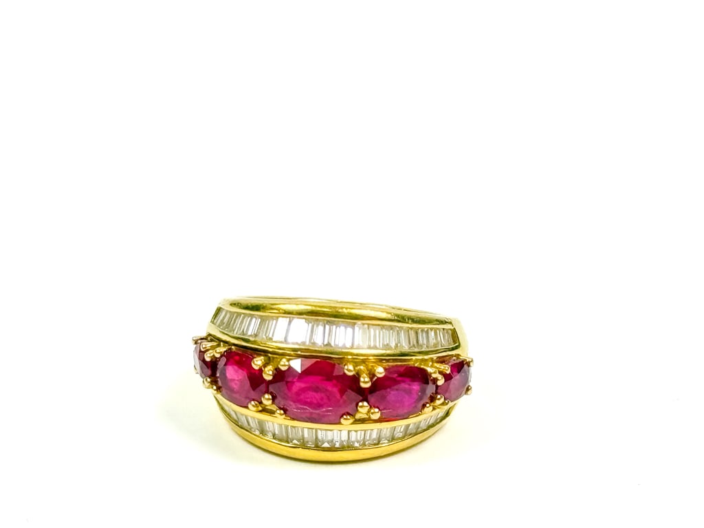 18K GOLD DIAMOND & RUBY RING - 9