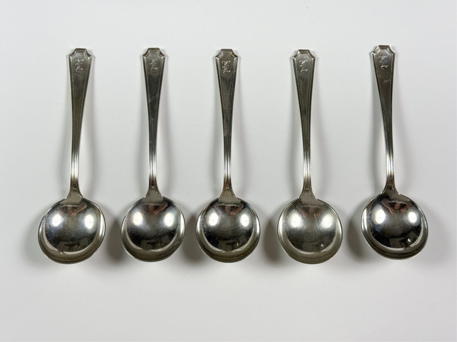 (5) GORHAM STERLING SILVER "FAIRFAX" SOUP SPOONS (1 of 5)