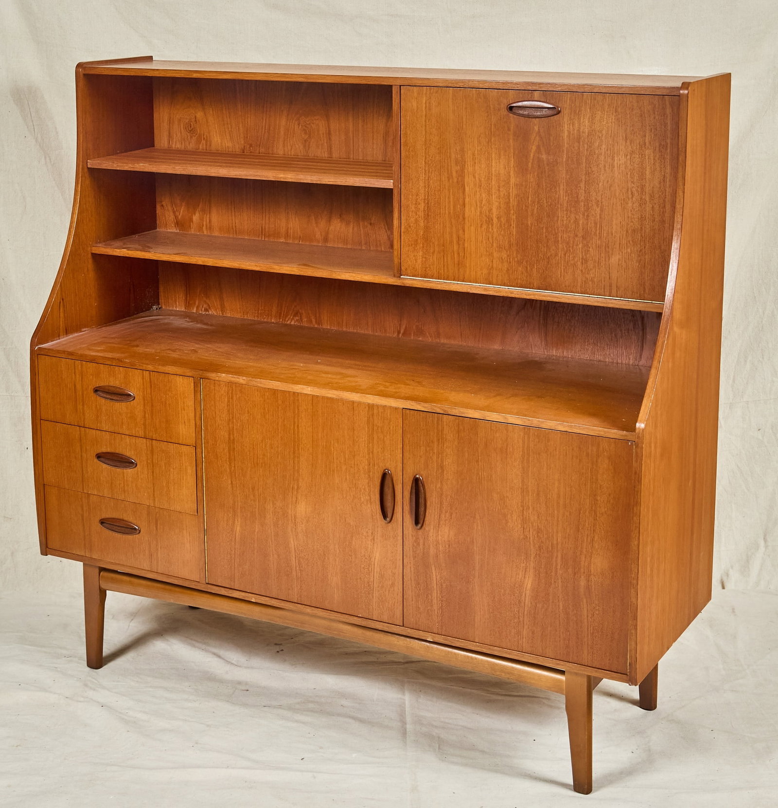 MID-CENTURY TEAK HIGHBOARD (1 of 8)
