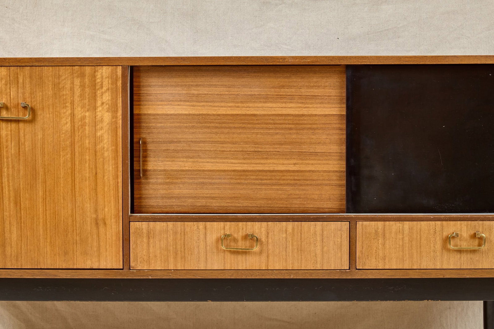 G PLAN TEAK SIDEBOARD by E. GOMME - 3