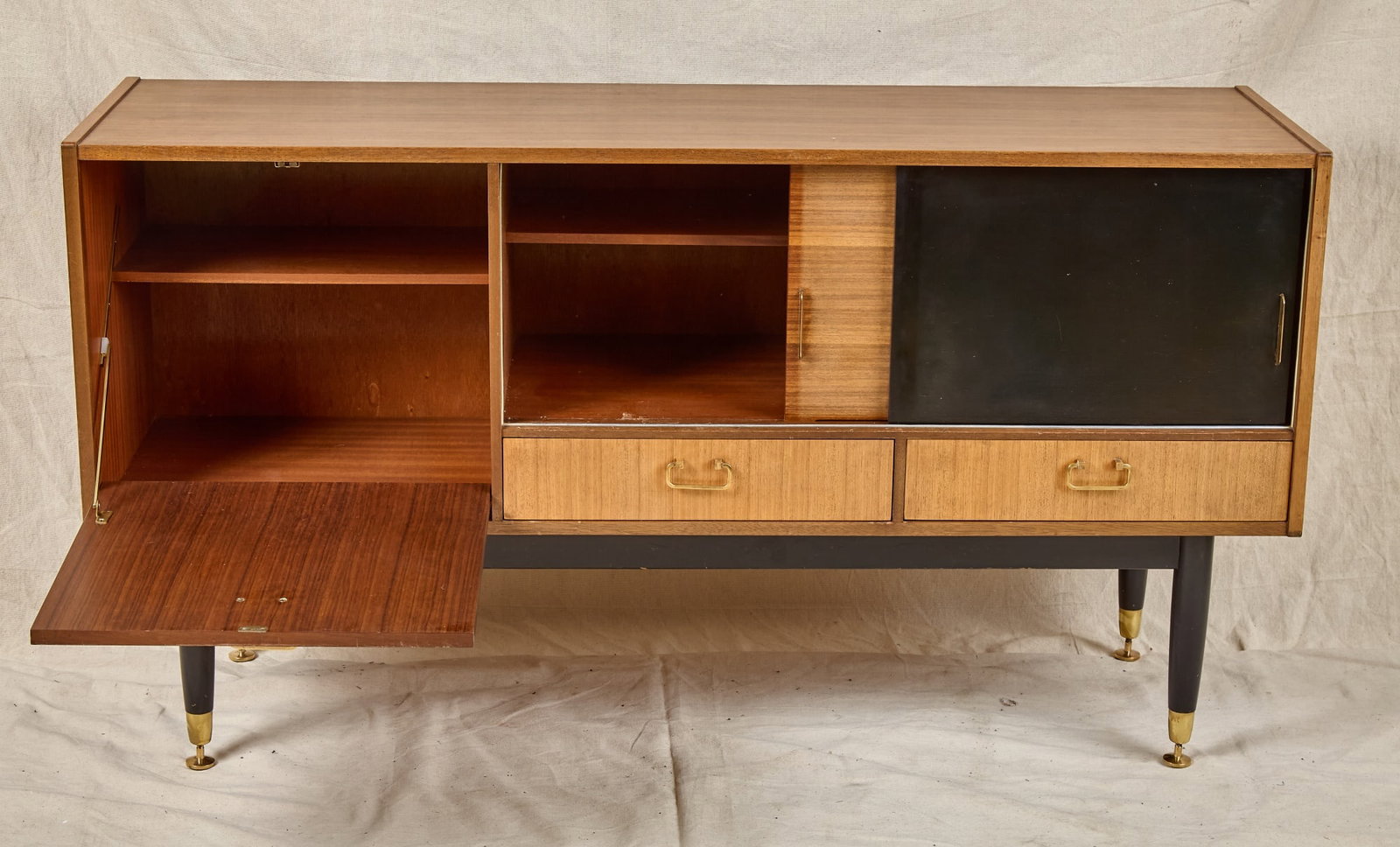 G PLAN TEAK SIDEBOARD by E. GOMME - 6