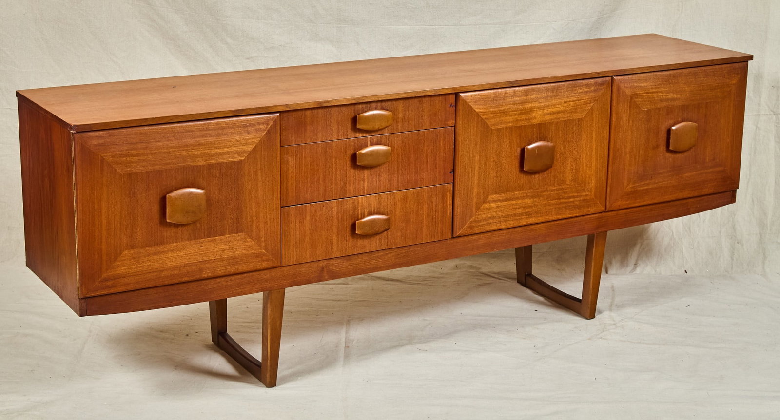 1960s STONEHILL TEAK CREDENZA with WOODEN PULLS (1 of 8)