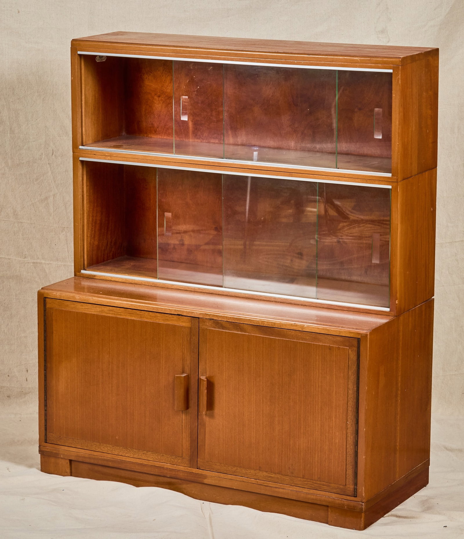 LOW MID-CENTURY MODERN BOOKCASE / CABINET (1 of 6)