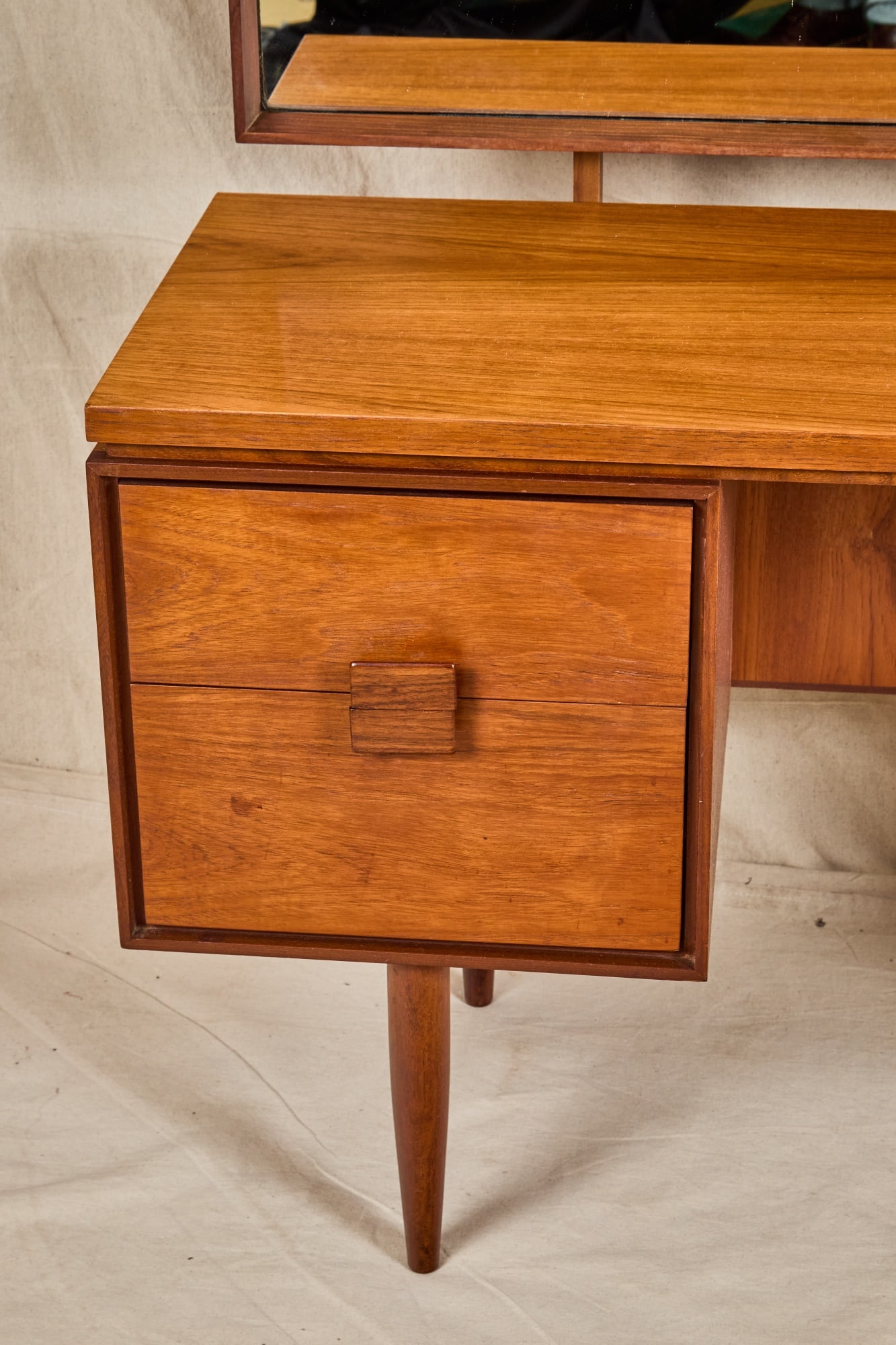 IBK LARSEN for G PLAN DANISH RANGE DRESSING TABLE - 4