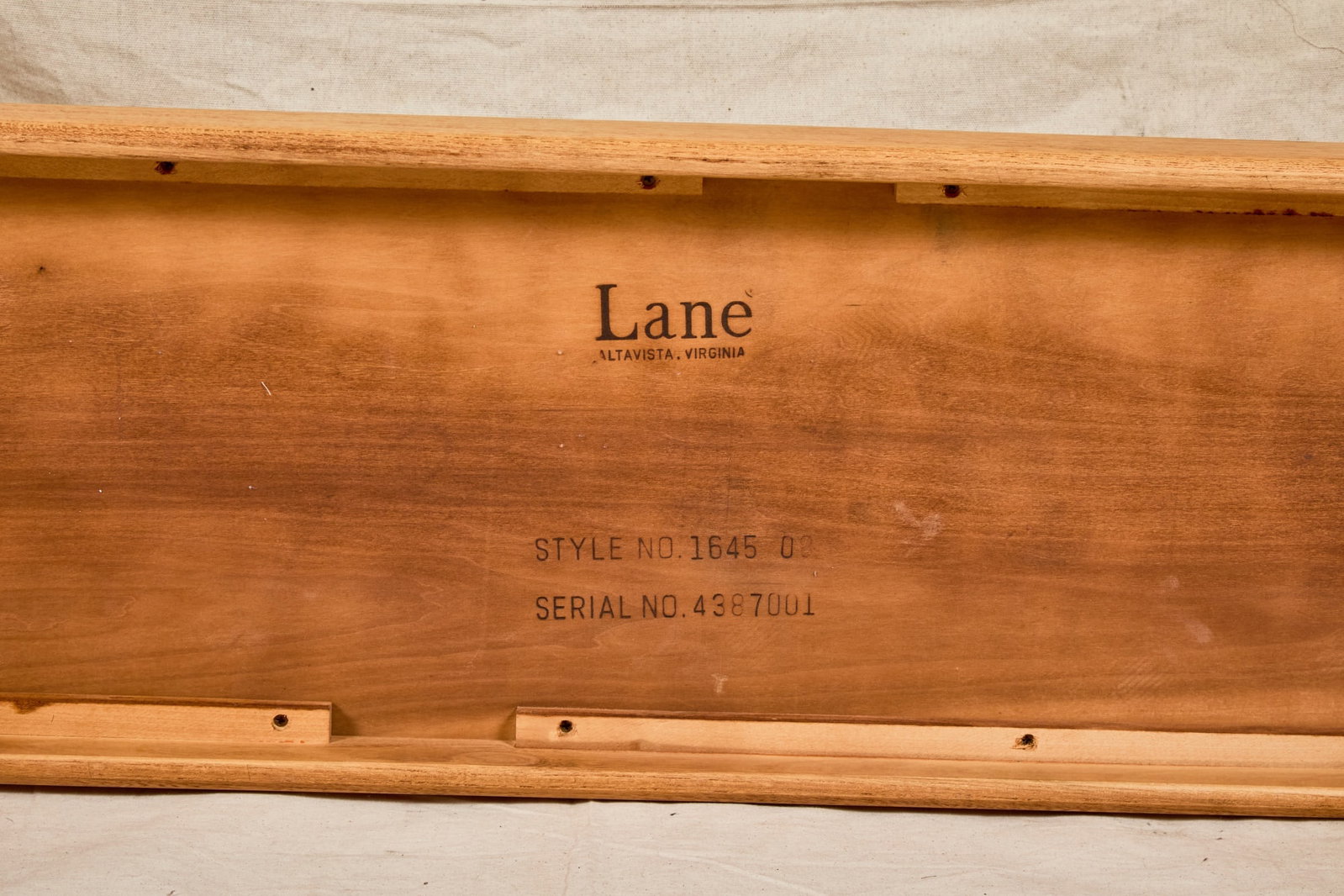 LANE OAK CONSOLE TABLE - 6