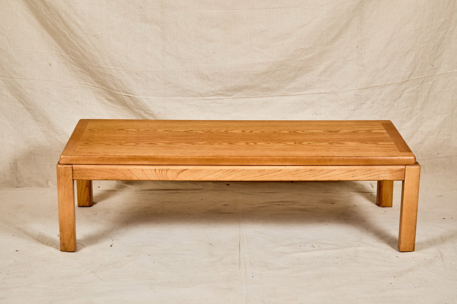 LANE OAK COFFEE TABLE - 2