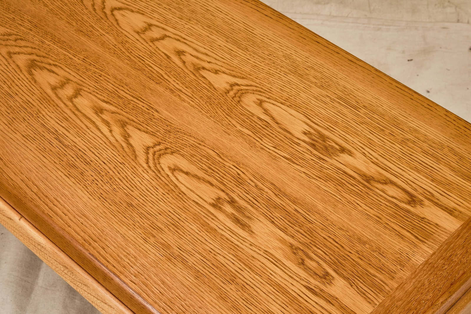 LANE OAK COFFEE TABLE - 5