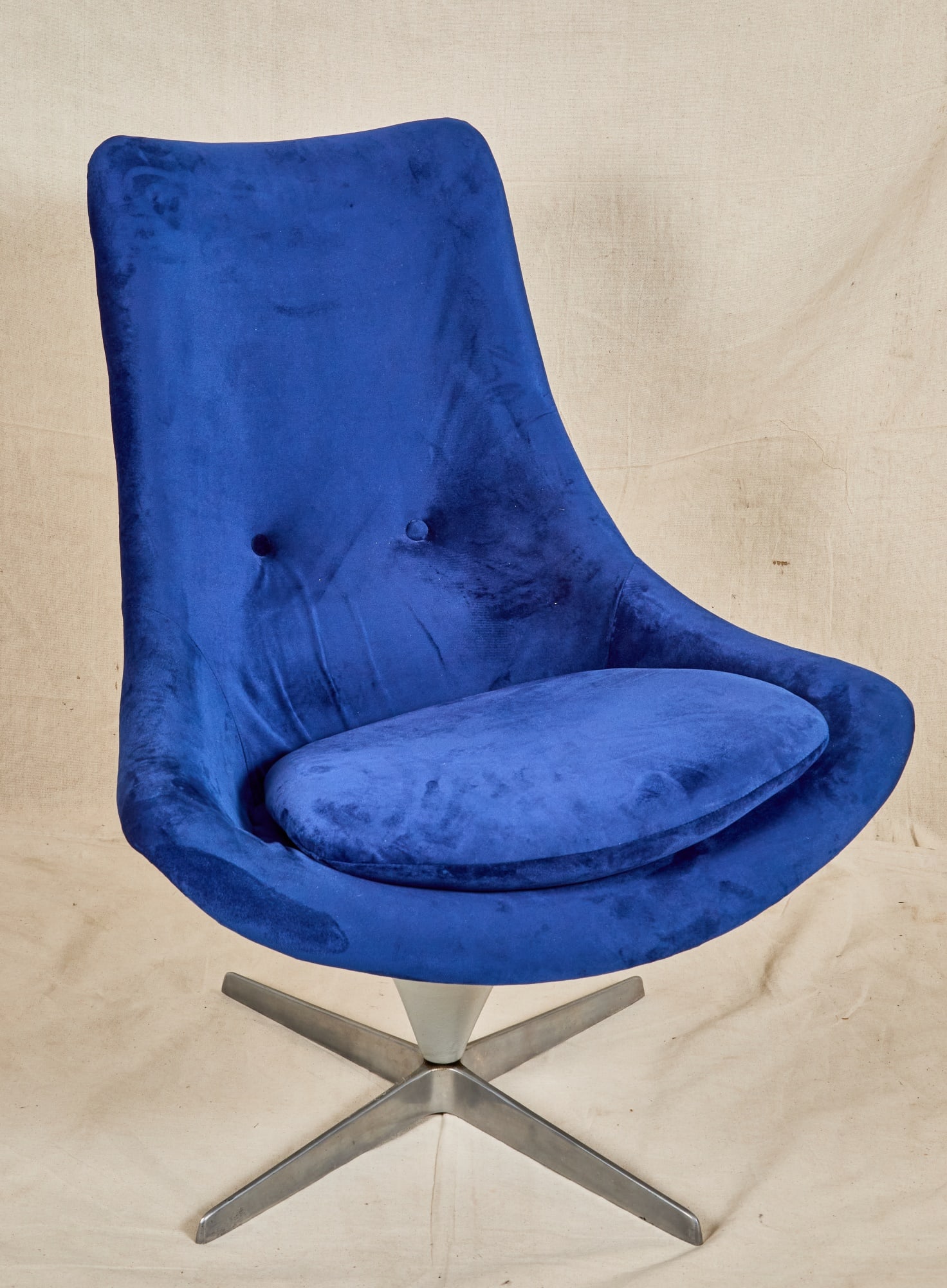LURASHELL MID-CENTURY SWIVEL LOUNGE CHAIR (1 of 7)