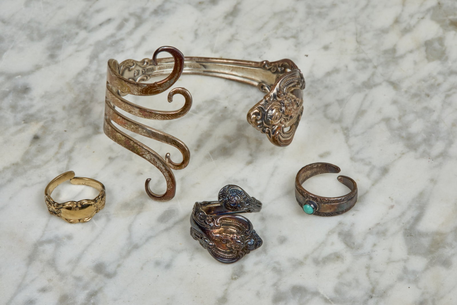 (3) TOWLE STERLING SILVER RINGS & (1) BRACELET (1 of 14)