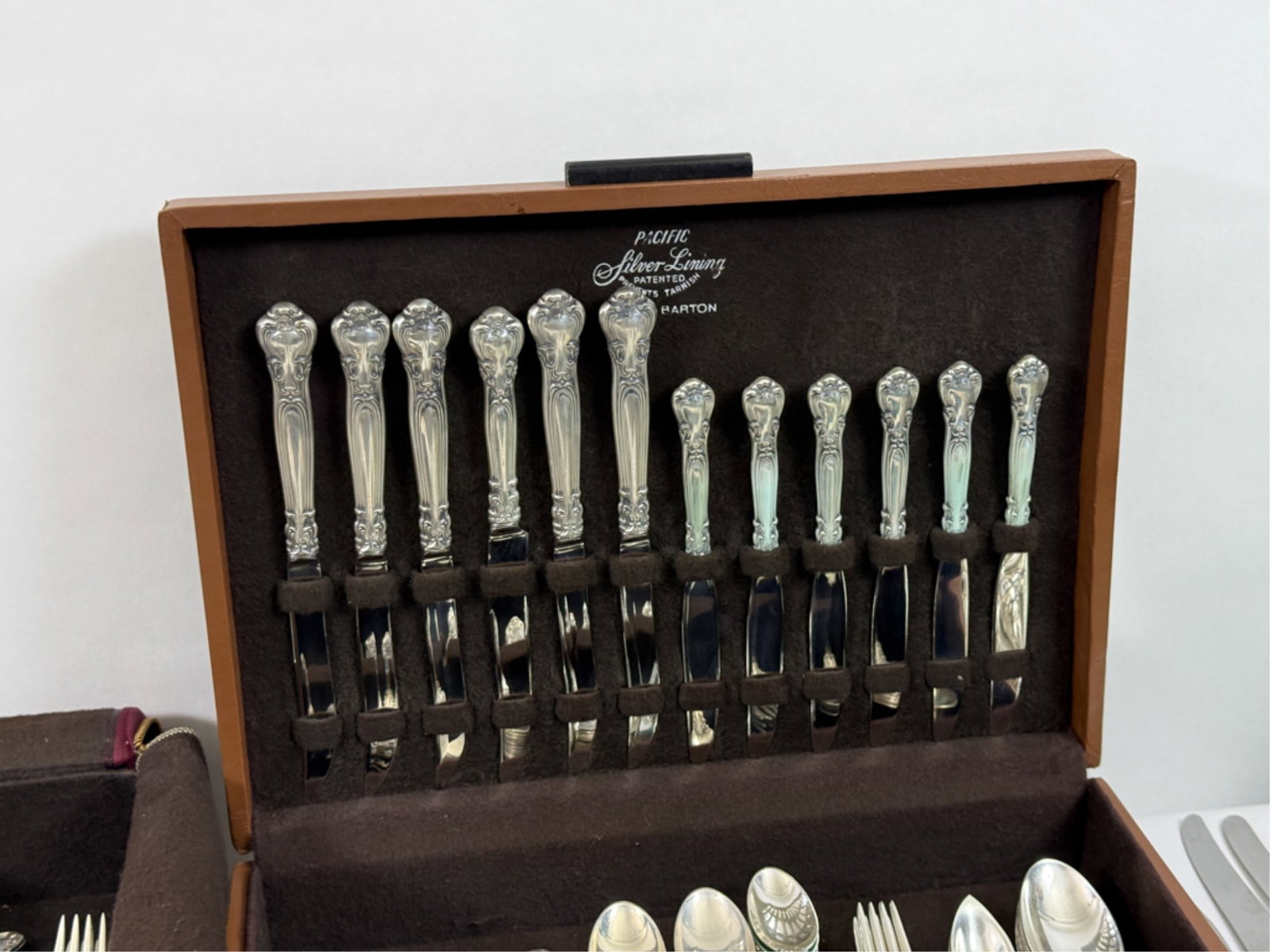 GORHAM STERLING SILVER "CHANTILLY" FLATWARE SET - 11
