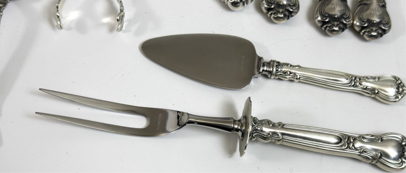 GORHAM STERLING SILVER "CHANTILLY" FLATWARE SET - 20