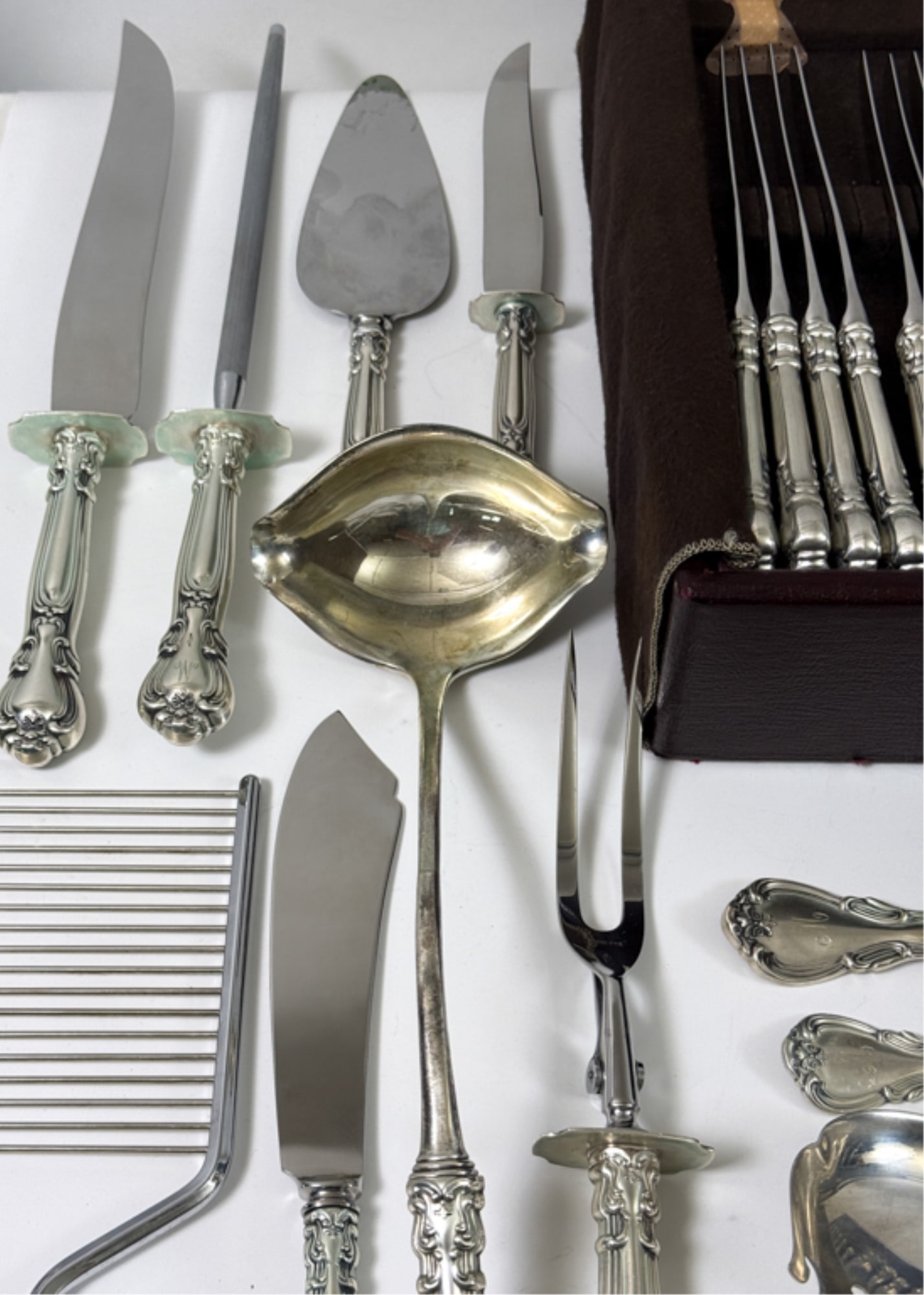 GORHAM STERLING SILVER "CHANTILLY" FLATWARE SET - 3