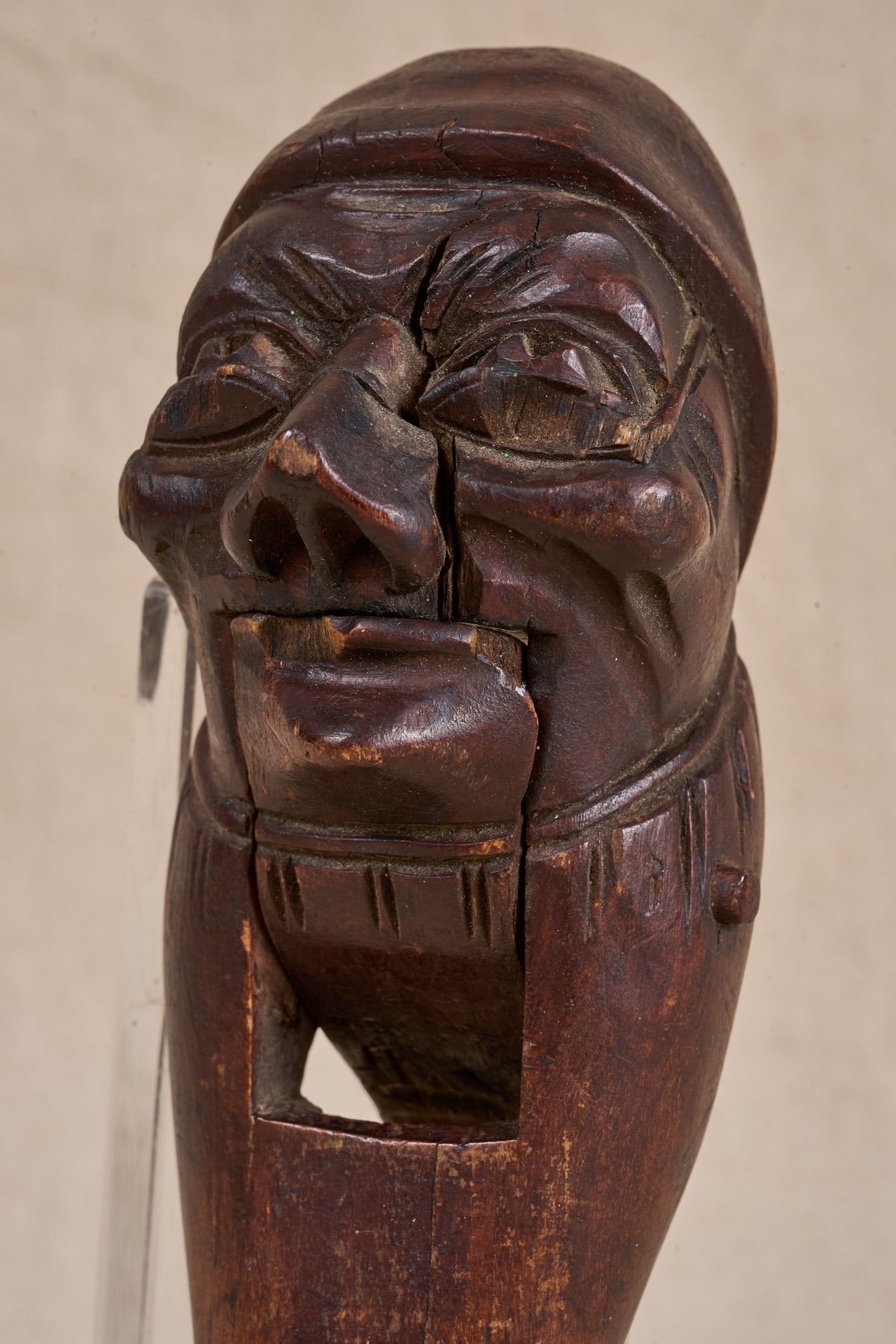 FIGURAL BLACK FOREST CARVED NUTCRACKER - 3
