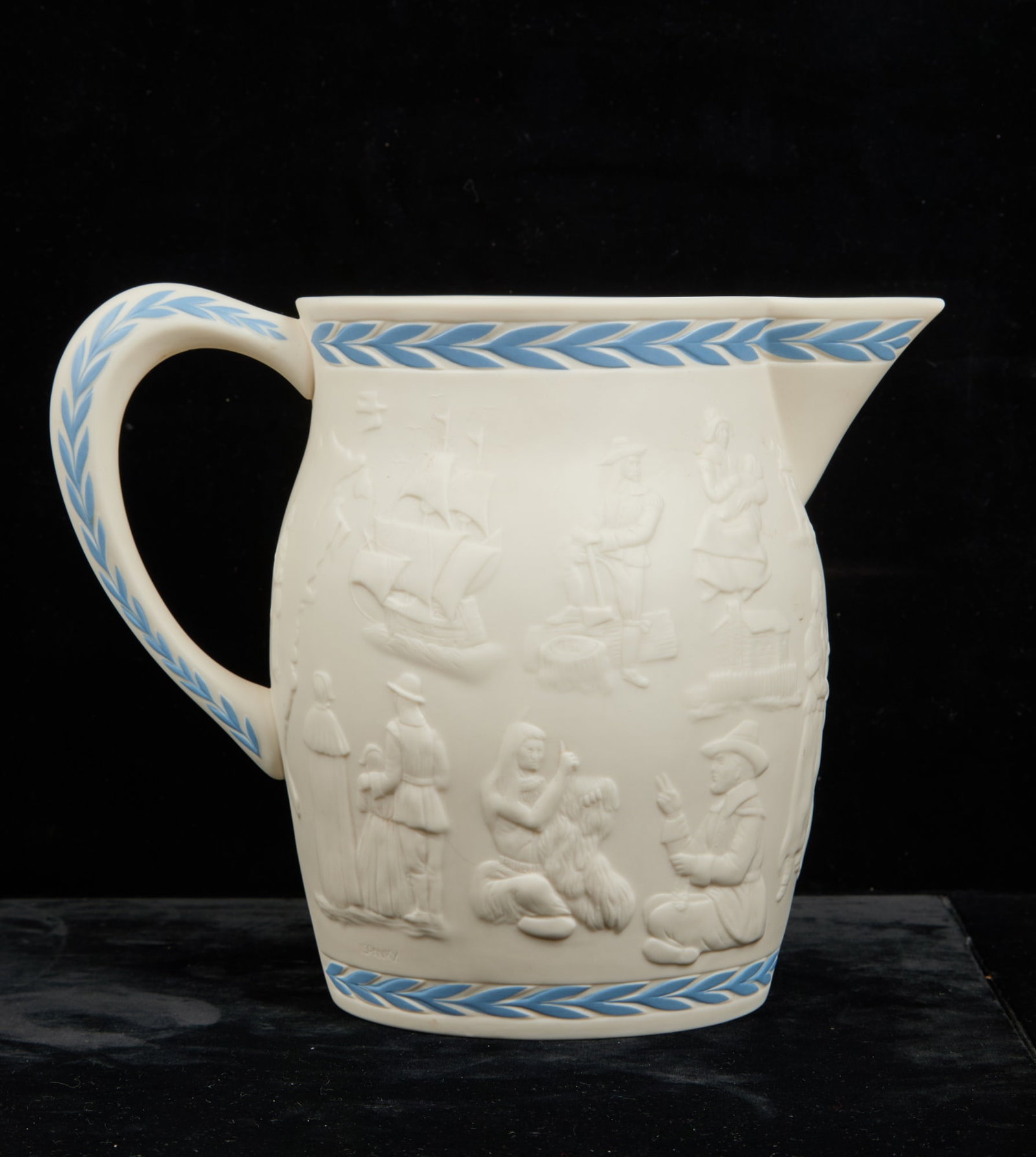 LASZLO ISPANKY for LENOX "PATRIOTS PITCHER" (1 of 10)