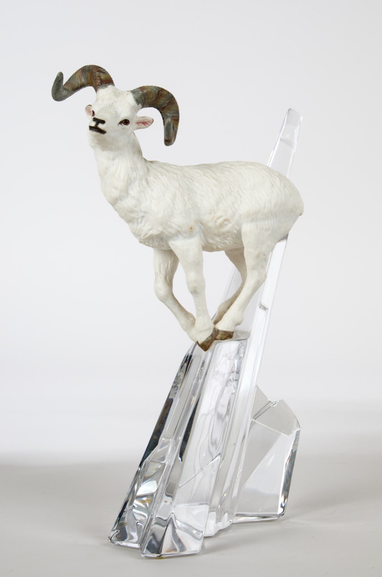 FRANKLIN MINT "CRYSTAL MOUNTAIN" SCULPTURE (1 of 7)