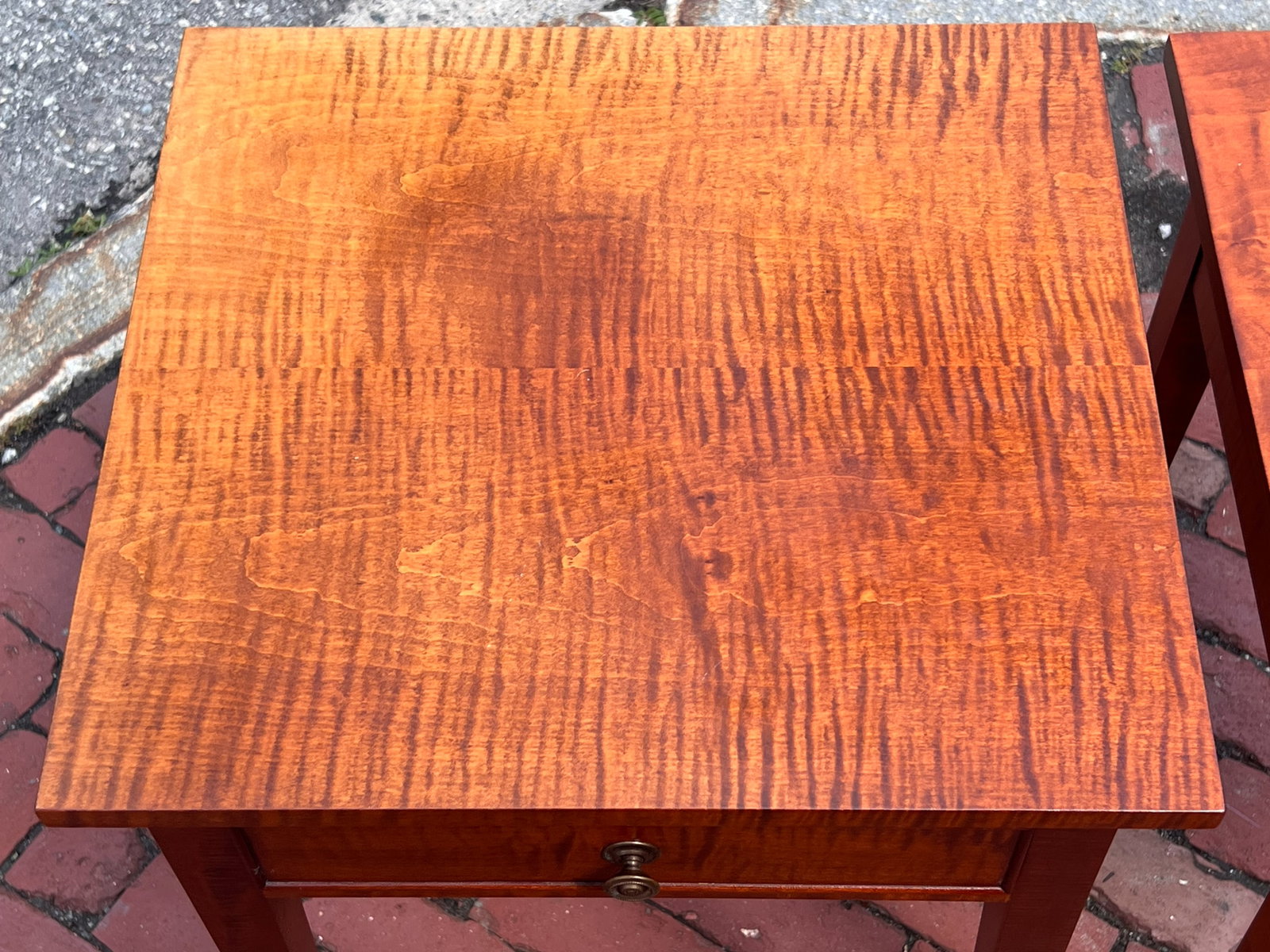 PAIR ELDRED WHEEL TIGER MAPLE HEPPLEWHITE STANDS - 6