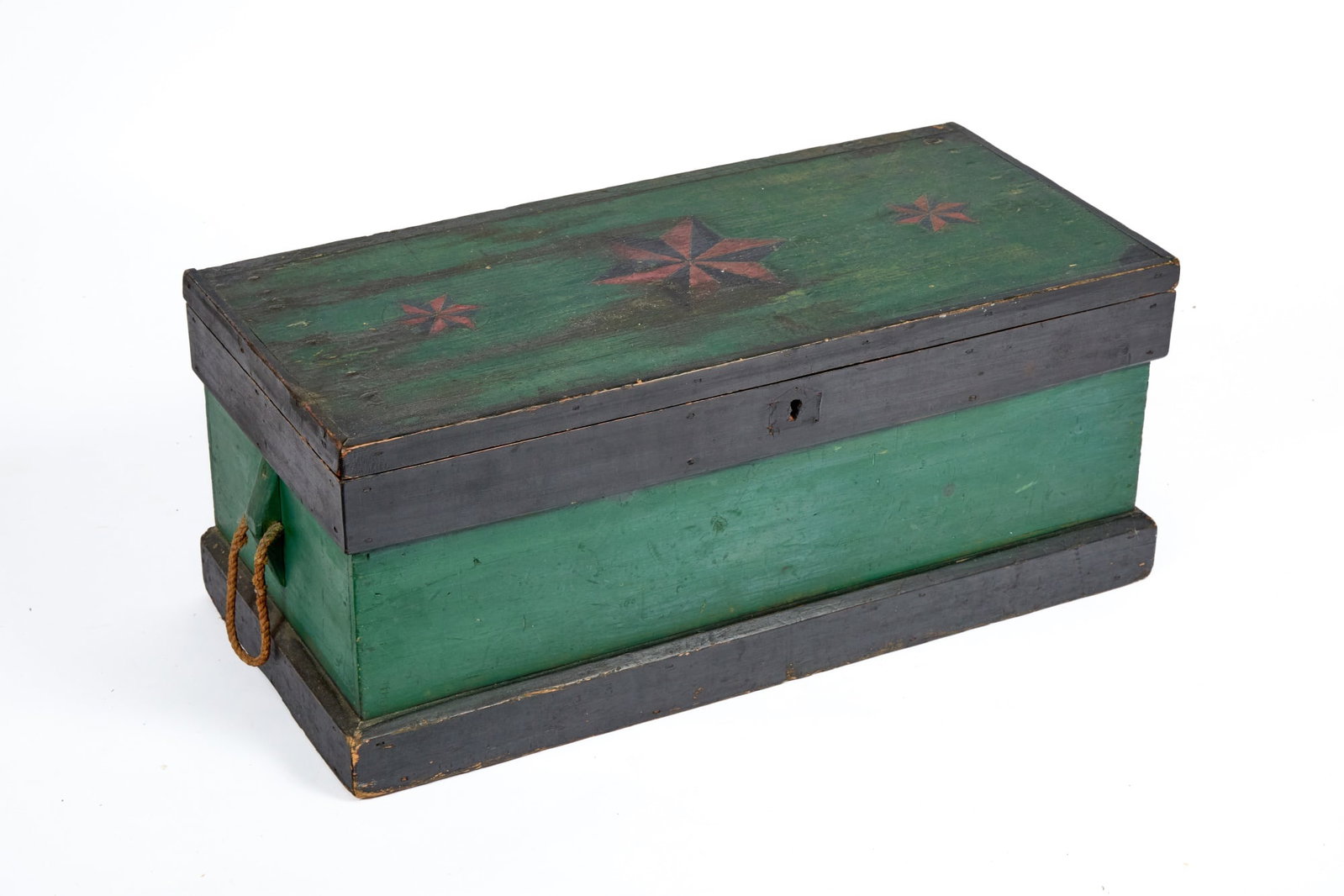 (19th c) PAINTED SEA CHEST with COMPASS ROSE LID: (19th c) sea chest in green & black paint with carved & painted compass rose lid.