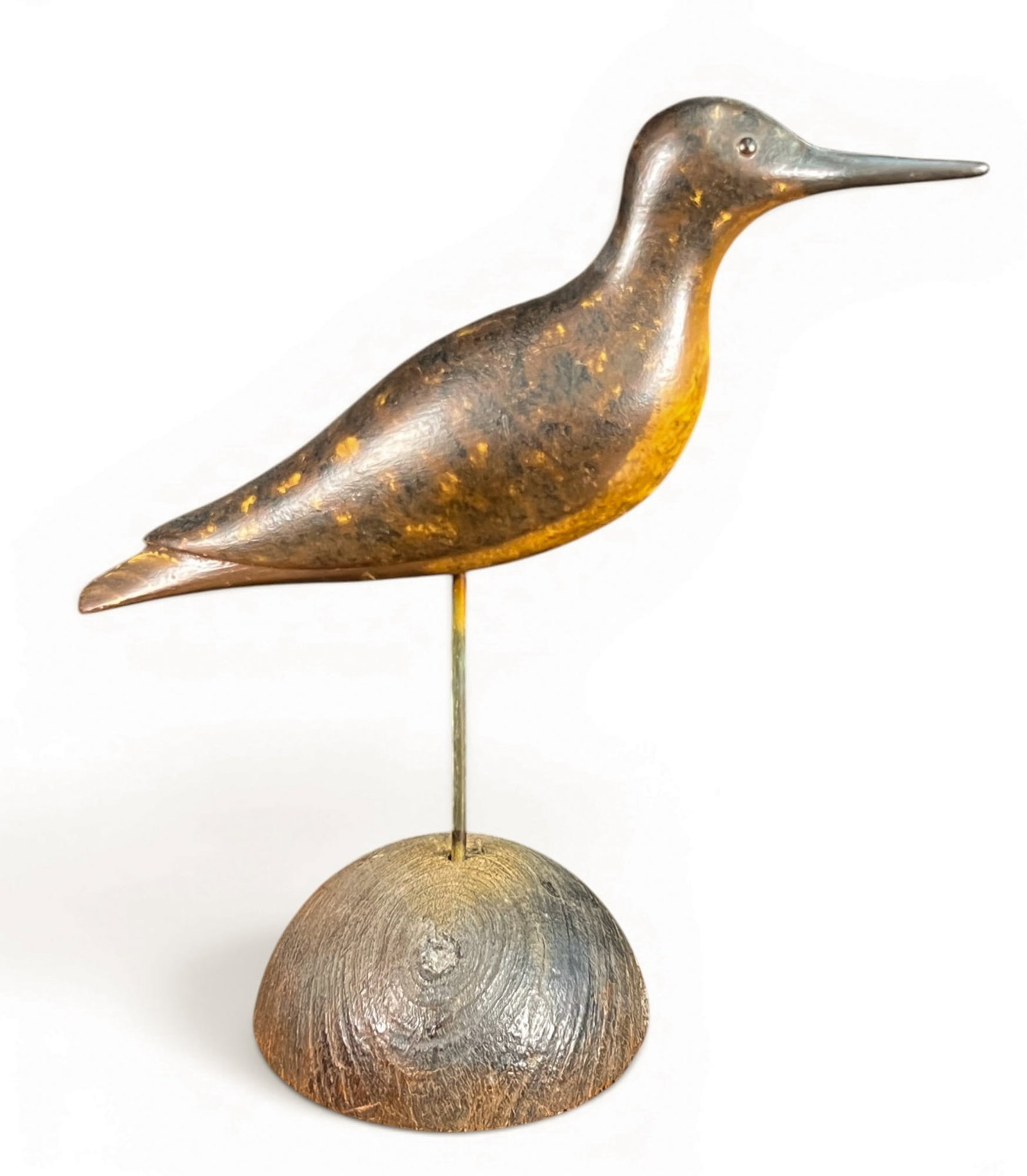 MID (20th c) CARVED & PAINTED SHOREBIRD: Unmarked but in the style of Randall. Appears to be a dowitcher or dunlin. 13" tall
