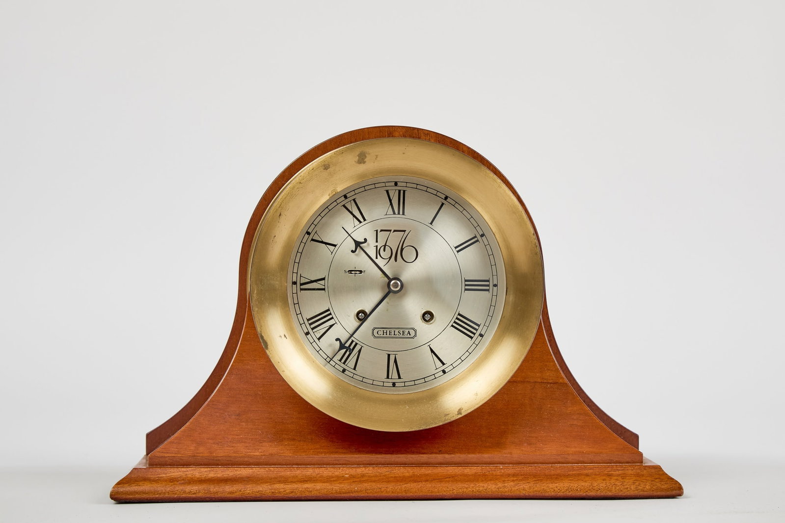 CHELSEA CLOCK CO. BICENTENNIAL MANTEL CLOCK (1 of 6)